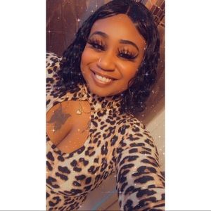 Meet your Posher, Tia